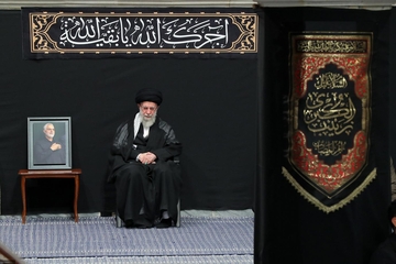 Actos de duelo por el aniversario del martirio del imam Husain en Ashura